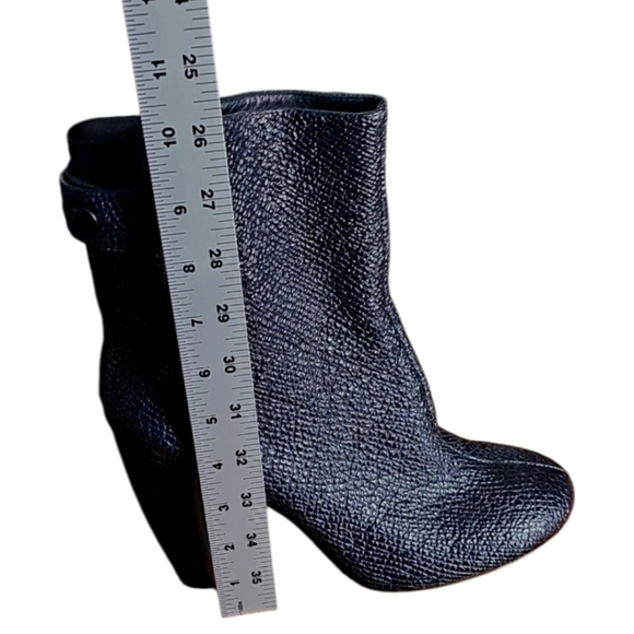 Tibi New York Black High Heel Ankle Snake Embossed Leather Boots Size 9 - Picture 8 of 11